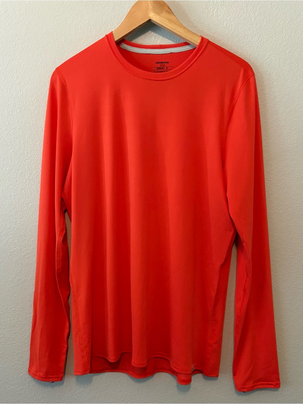 Patagonia Women’s Capilene Silk Weight Long Sleeve Orangish Red Performance Tee